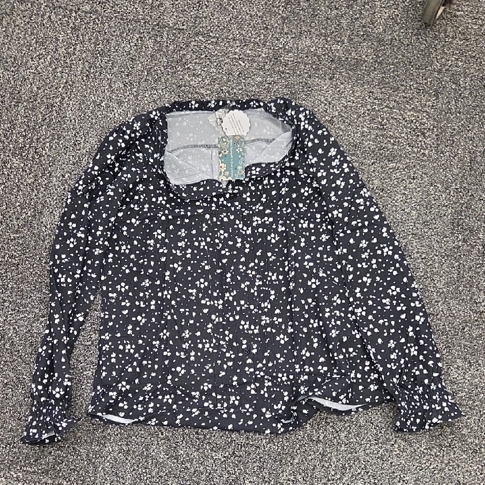 Chic Black and White Floral Top